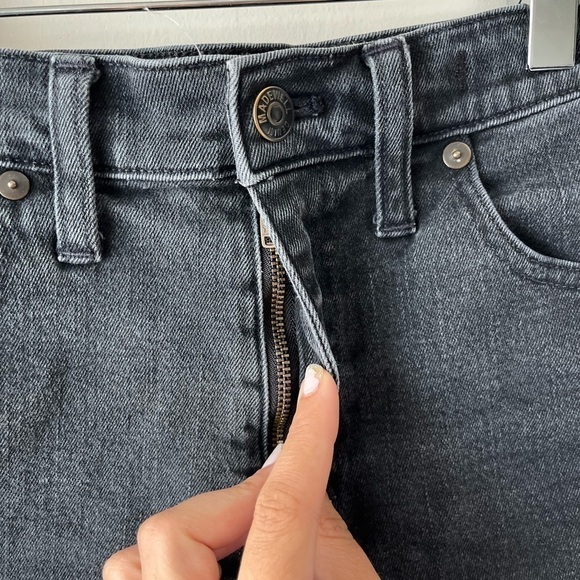 MADEWELL High Rise Black Denim Festival Shorts Women’s Size 27 - Picture 4 of 7